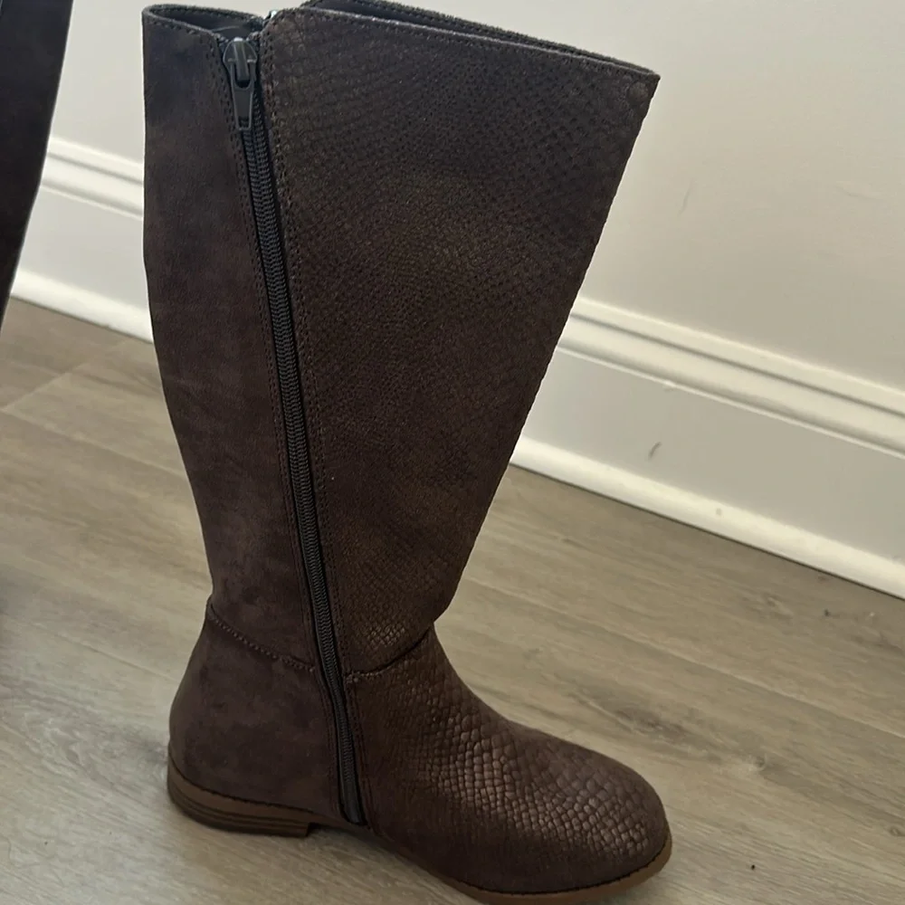 Steve Madden Jlanee Big Girl Boots Sz 4 Taupe